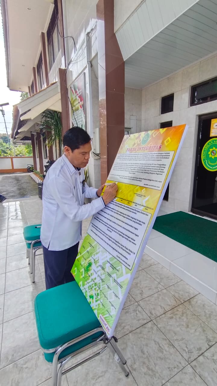 PaktaIntegritasKomitmenBersama 050126 60